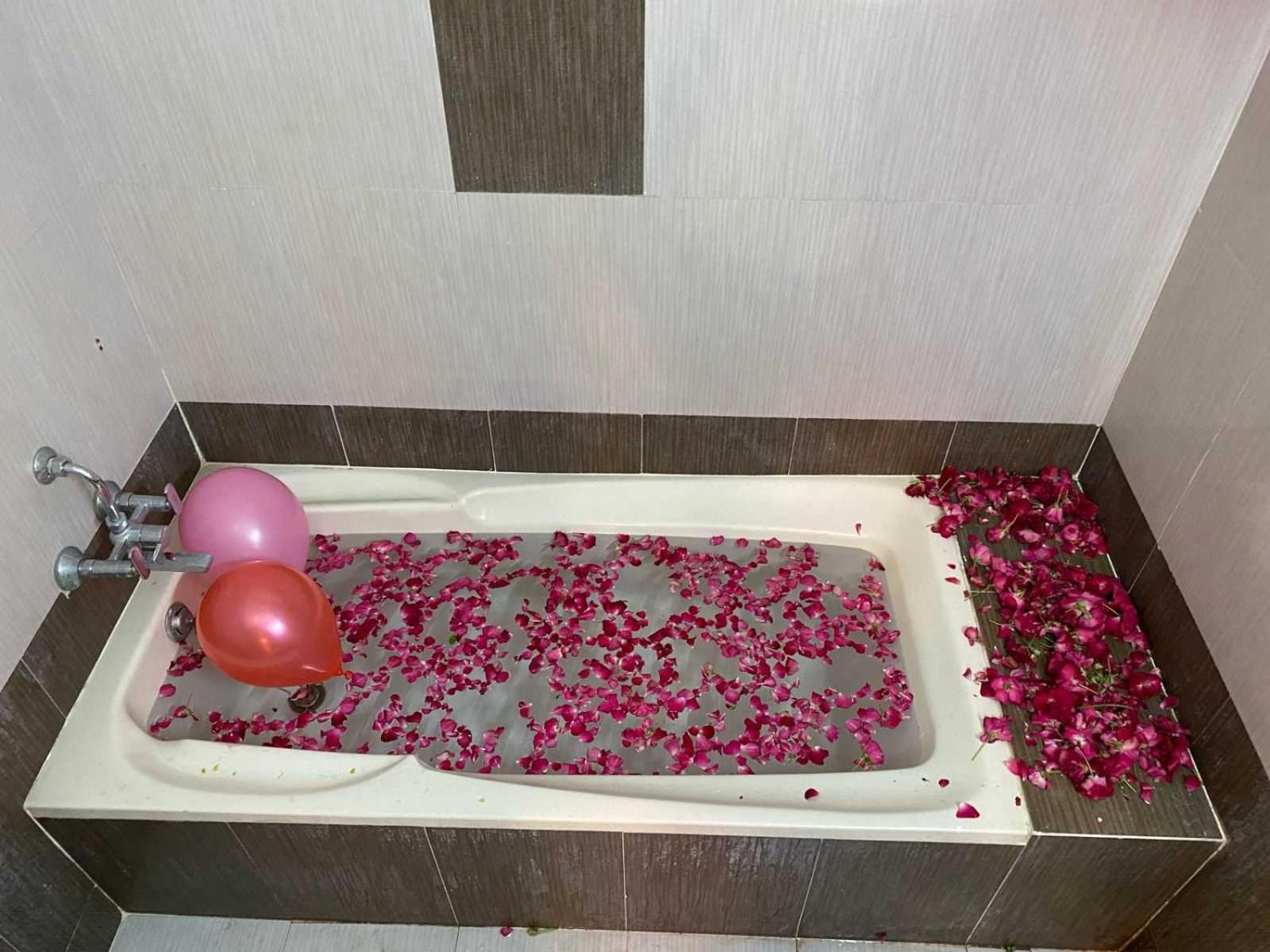 Hotel O Bridge أحمد أباد المظهر الخارجي الصورة